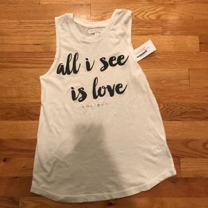 NEW With Tags - “All I see is love”